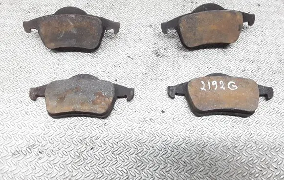 Volvo XC70 Brake pads (rear) 