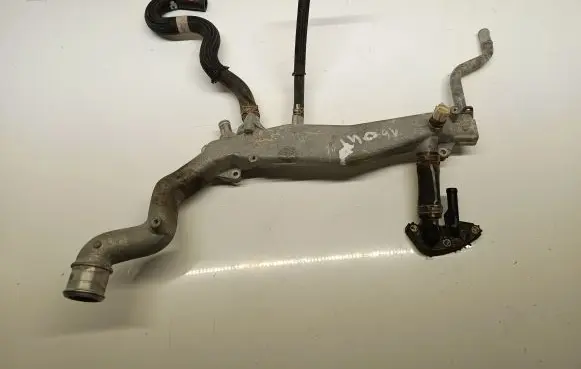 Subaru Outback (BS) Engine coolant pipe/hose 14050AB02A 22630AA17A