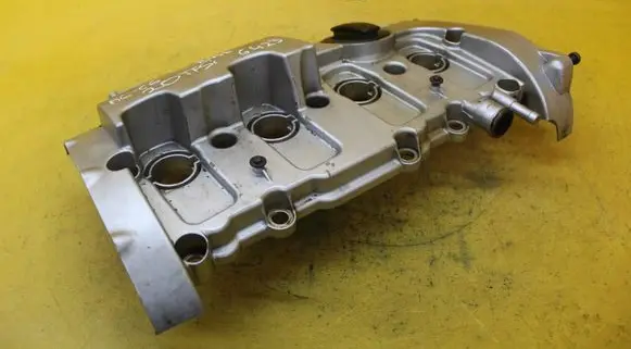 Audi A6 S6 C6 4F Rocker cam cover 