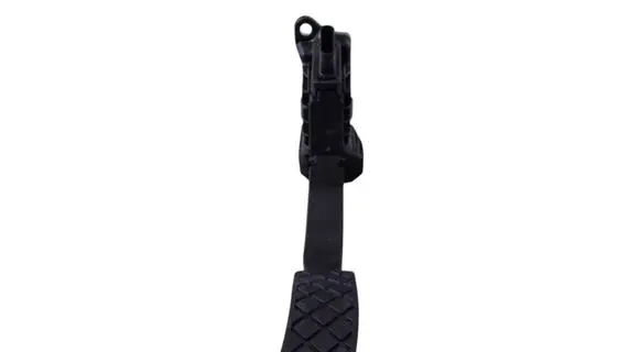Mercedes-Benz GLA W156 X156 Accelerator throttle pedal 8W1723523A