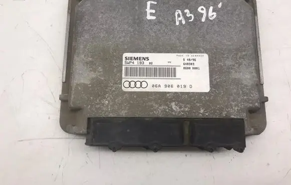 Audi A6 S6 C6 4F Engine control unit/module ECU 06A906019D