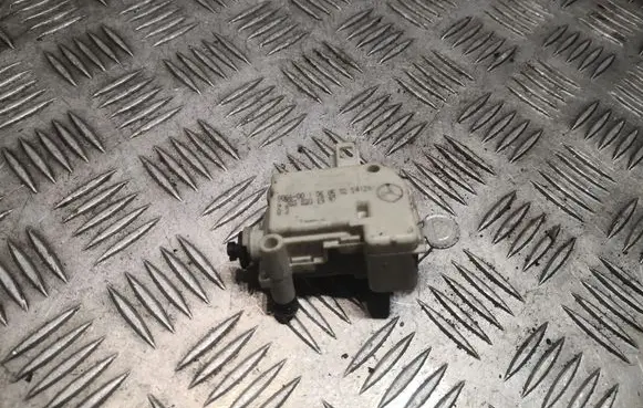 Mercedes-Benz C W203 Fuel tank cap lock A2038201997 2038201997