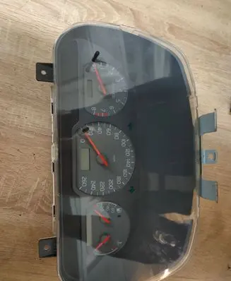 Volvo S40, V40 Speedometer (instrument cluster)