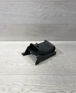 BMW 5 E60 E61 Air intake duct part 7203964 74850610