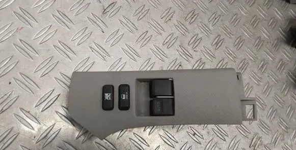 Toyota Yaris Electric window control switch 742320D110