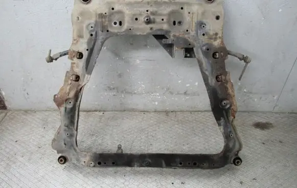 Nissan X-Trail T32 Front subframe