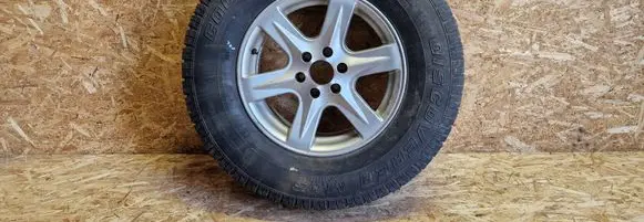 Nissan Navara D40 R16 alloy rim 