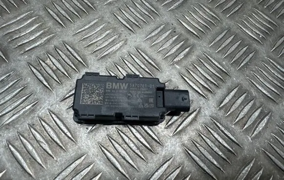 BMW X5 G05 Antenna control unit 5A707E1