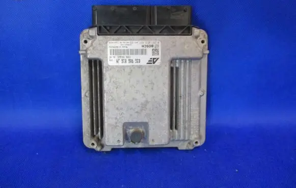 Seat Alhambra (Mk1) Engine control unit/module 03G906016JN 1039S21122 0281012697