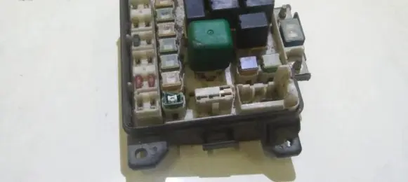 Mazda 626 Fuse box set