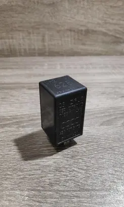 Audi A6 S6 C5 4B Other relay 4B0907307B 7038900266 628