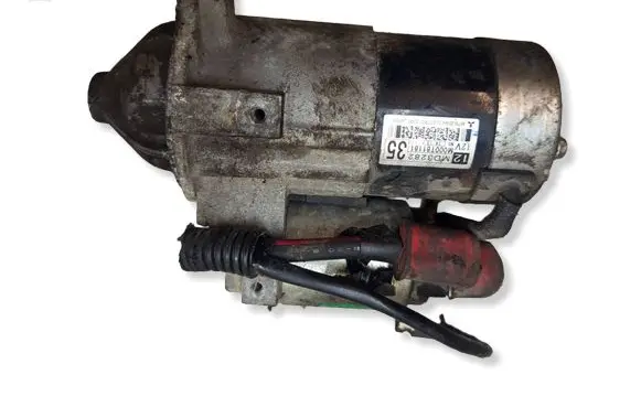 Mitsubishi Galant Starter motor M000T81181 MD3282