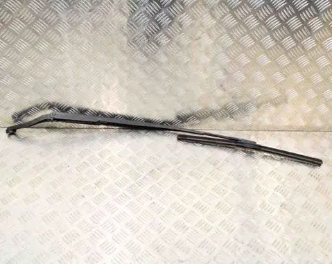 Maserati Quattroporte Windshield/front glass wiper blade 670001642