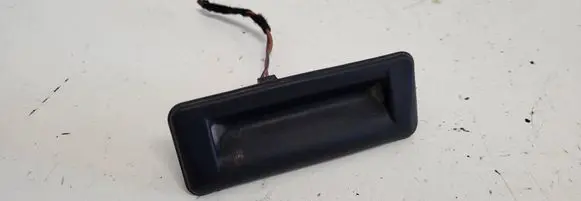 Volkswagen Golf V Tailgate opening switch 5J0827229