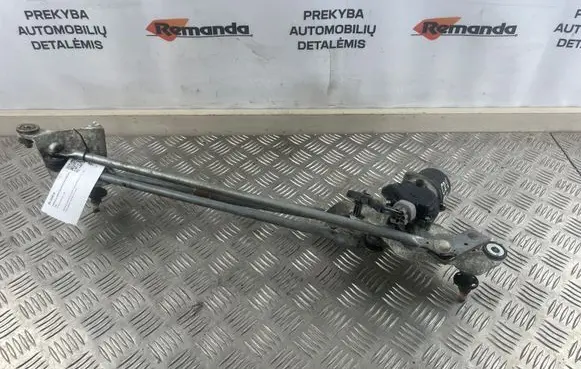Honda CR-V Front wiper linkage and motor