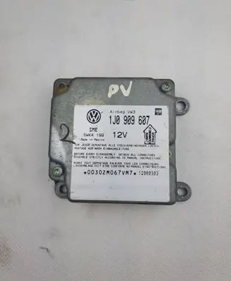 Volkswagen PASSAT B5 Airbag control unit/module 1J0909607 12980303 5WK4199