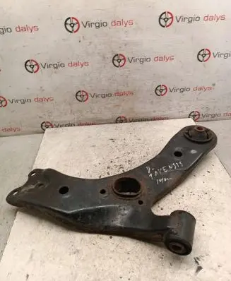 Toyota Avensis T270 Front lower control arm/wishbone 4865502060