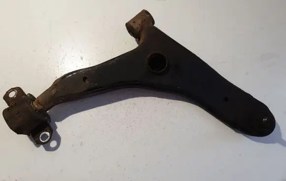 Front lower control arm/wishbone