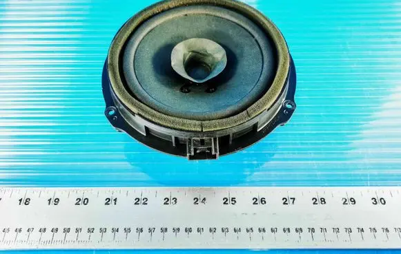 Ford Focus Rear door speaker AA6T18808CA