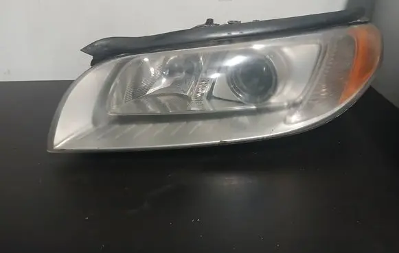 Volvo V70 Headlight/headlamp 31214347 6333100001