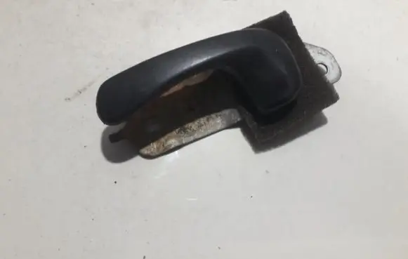 Hyundai H200 Front door interior handle