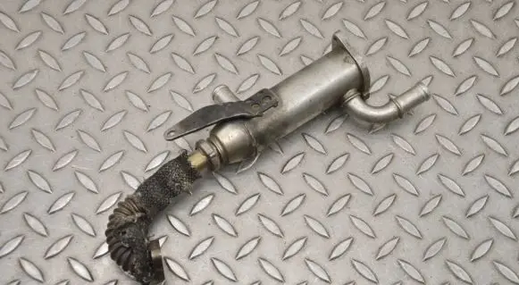 Jaguar XJ X350 EGR valve cooler 4R6Q9Y493AJ