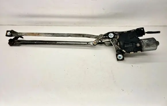 Volvo V50 Front wiper linkage and motor 30699342 30699344