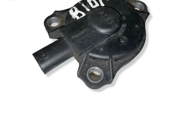 Mercedes-Benz E W211 Camshaft position sensor A2720510177