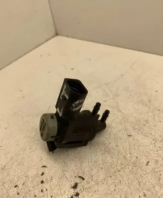 Volkswagen II LT Vacuum valve 1J0906283C