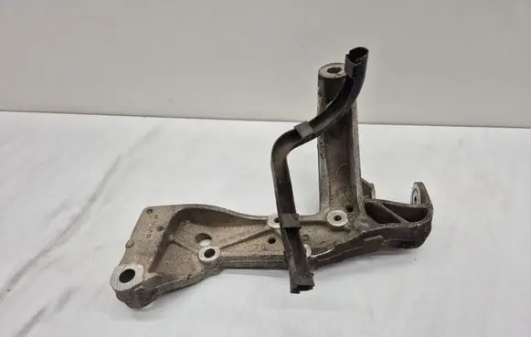 Front lower control arm/wishbone