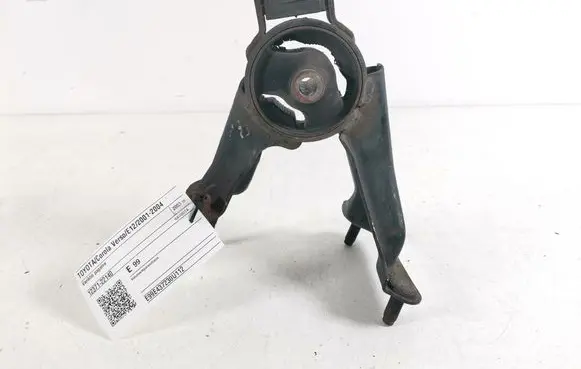 Toyota Corolla Verso E121 Engine mount bracket 12371-22140