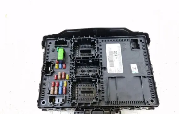 Ford Escape IV BSM Control unit LU5T15604 LU5T15604HCDD 20210320