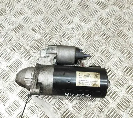 Mercedes-Benz SLK R172 Starter motor 0001139065 0001139066