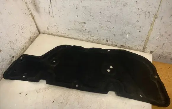Nissan Tiida C11 Engine bonnet/hood sound/heat insulation 