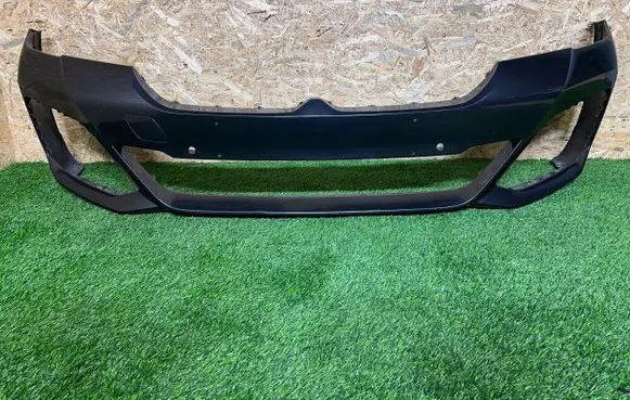 BMW 5 G30 G31 Front bumper 8098644