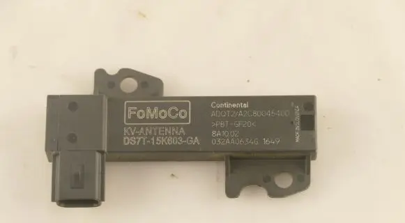 Ford Kuga II Keyless system antenna DS7T15K603GA