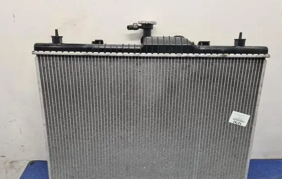 Renault Koleos I Coolant radiator