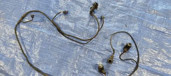 Mercedes-Benz ML W164 EUR ISO radio connector 