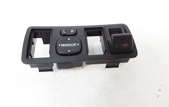 Toyota Corolla E120 E130 Wing mirror switch 777665