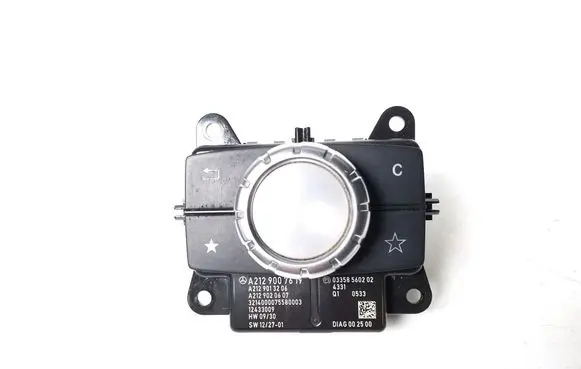 Multifunctional control switch/knob