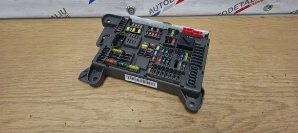 BMW X5 E70 Fuse module 6931687