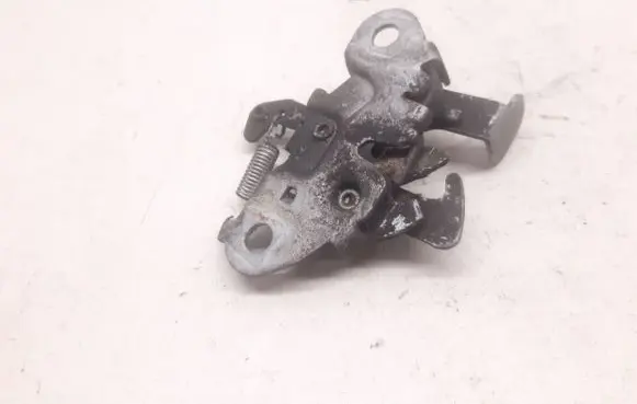 Renault 19 Engine bonnet/hood lock/catch 7700841594