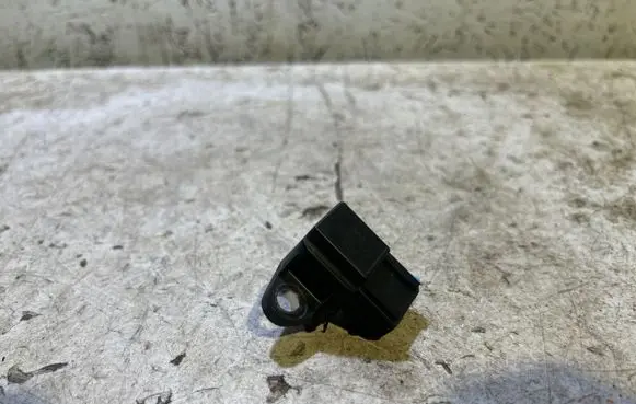 BMW 5 E39 Air pressure sensor 2246977