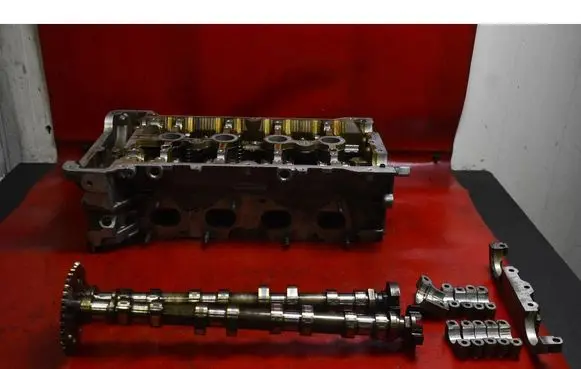 Mini One - Cooper Clubman R55 Engine head V753471080