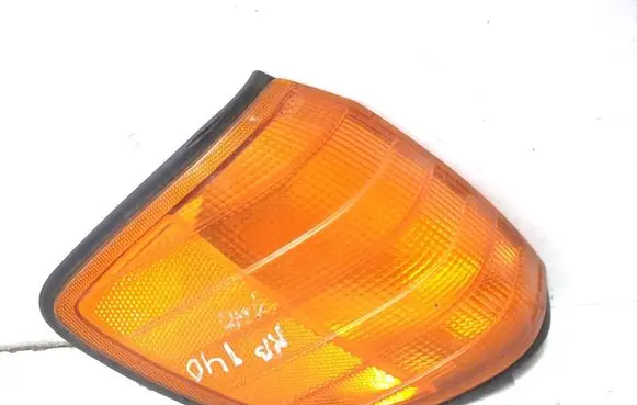 Mercedes-Benz S W140 Front indicator light 1305233933