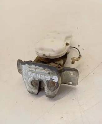 Mitsubishi Grandis Tailgate/trunk/boot lock/catch/latch 06725