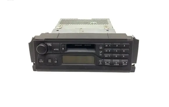 Jaguar XK8 - XKR Radio/CD/DVD/GPS head unit AJ9850A LJB4100BA