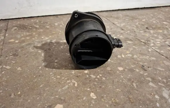 Volvo V60 Mass air flow meter 31361223 0281006346