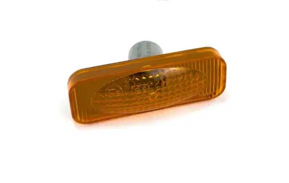 Opel Omega B2 Front fender indicator light 90457814