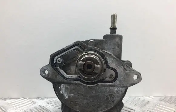 Mercedes-Benz A W169 Vacuum pump A6402300265